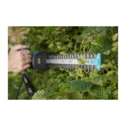 Gardena Taille-haies électrique Easycut 500/55 – 500w – Lame 55cm & Coupe ø18mm – Poignée Ergoline – Butée De Protec -Jardin Outils Magasin 645b8f41b0de80.43561535
