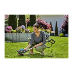 Gardena Coupe-bordures Easycut 450/25 – 450w – ø25cm – Fil Rotorcut – Manche Télescopique Inclinable – Etrier Protec 9 Gardena Coupe-bordures Easycut 450/25 – 450w – ø25cm – Fil Rotorcut – Manche Télescopique Inclinable – Etrier Protec -Jardin Outils Magasin 6464c62968fea4.77164010