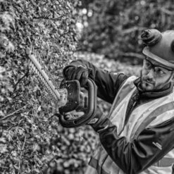 Taille-haie XR 18 V Dewalt 55 Cm (sans Batterie Ni Chargeur) En Boîte Carton - DCMHT563N -Jardin Outils Magasin AFD 122107