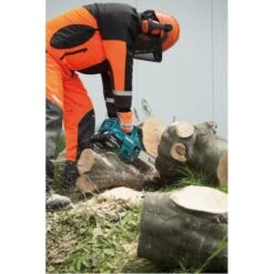 Tronçonneuse D'élagage 36 V (2x18V) Makita 30 Cm (sans Batterie Ni Chargeur) - DUC306ZB -Jardin Outils Magasin AFD 138994