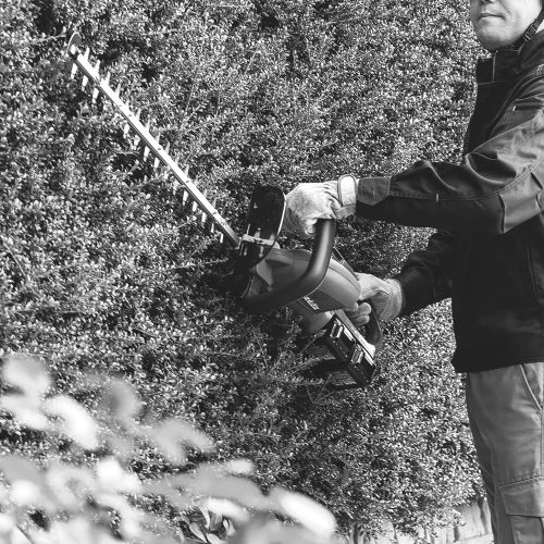 Taille-haie 36 V (2x18V) Makita Li-Ion 55 Cm (sans Batterie Ni Chargeur) - DUH551Z 2 Taille-haie 36 V (2x18V) Makita Li-Ion 55 Cm (sans Batterie Ni Chargeur) - DUH551Z – Image 2